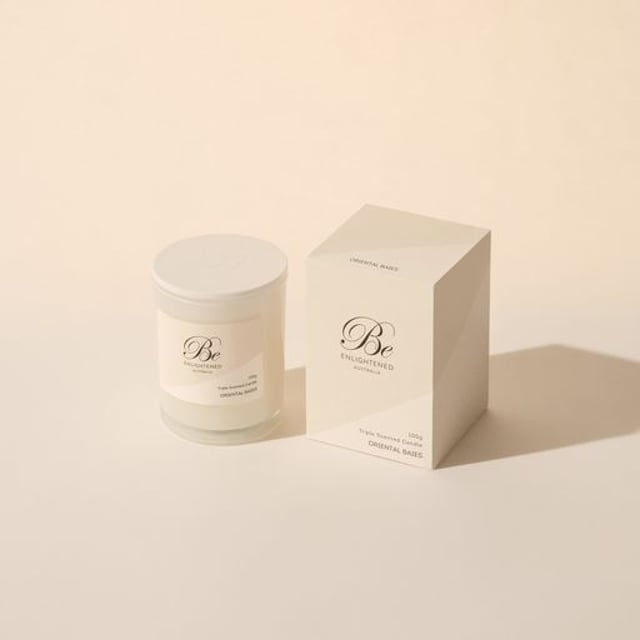 Oriental Baies Petite Candle