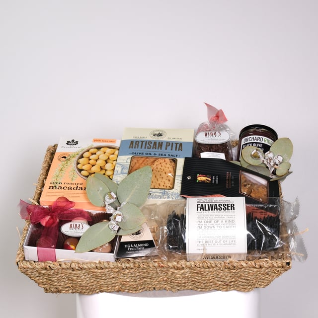 Gourmet Bites Basket